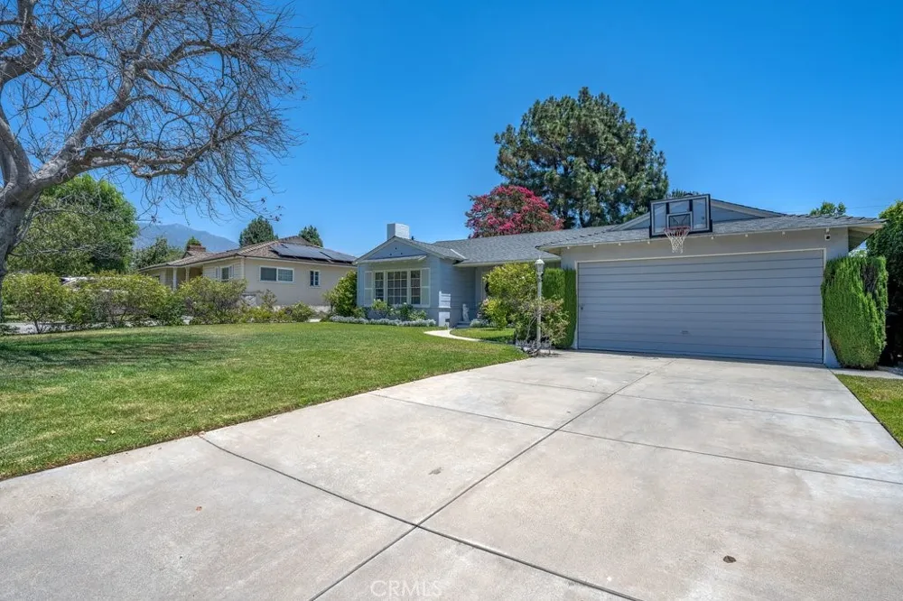 522 Santa Cruz Arcadia, CA 91007