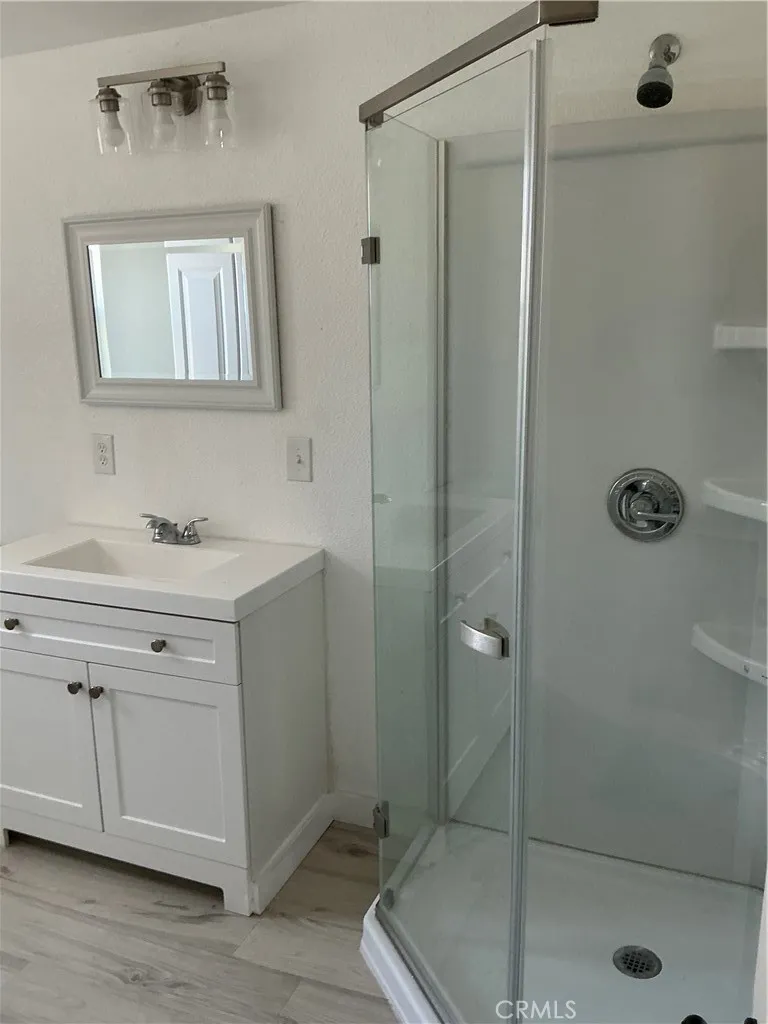 723 W 9th San Jacinto, CA 92582