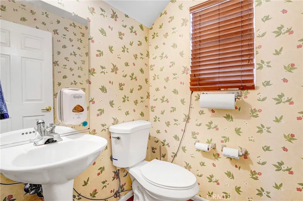 976 Baycrest Lane Harbor City, CA 90710