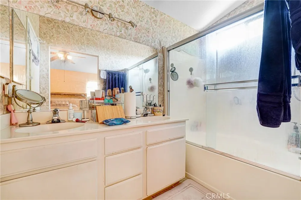 976 Baycrest Lane Harbor City, CA 90710