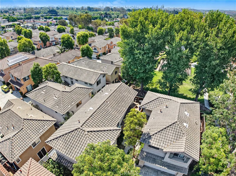 976 Baycrest Lane Harbor City, CA 90710