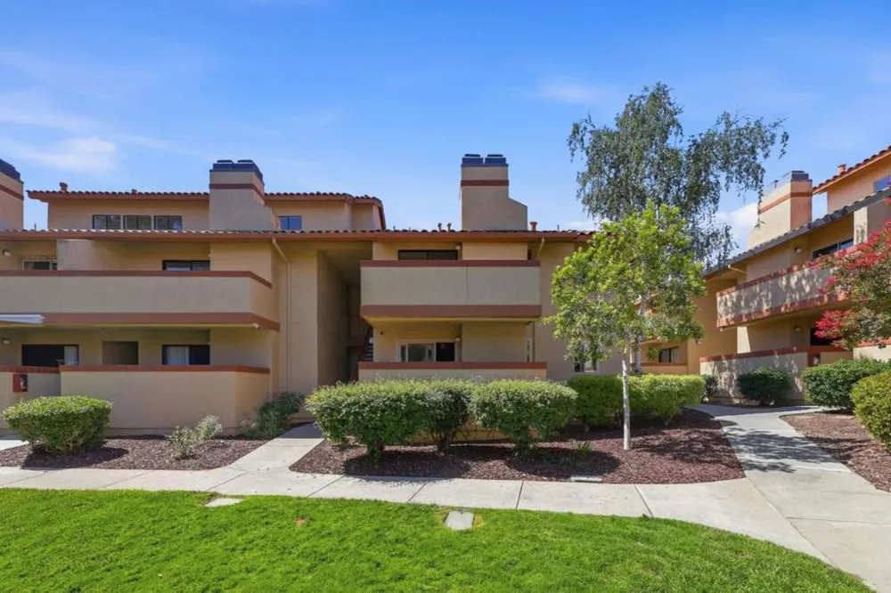 20714 Celeste Circle Cupertino, CA 95014