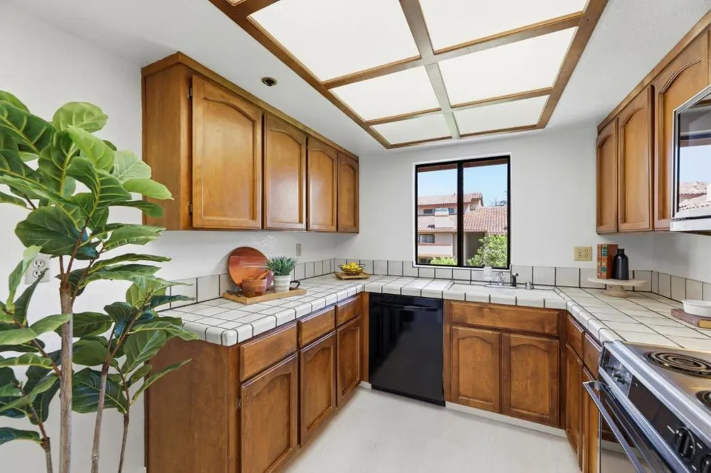 20714 Celeste Circle Cupertino, CA 95014