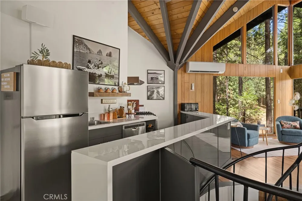 476 Annandale Lake Arrowhead, CA 92352