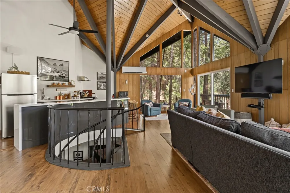 476 Annandale Lake Arrowhead, CA 92352