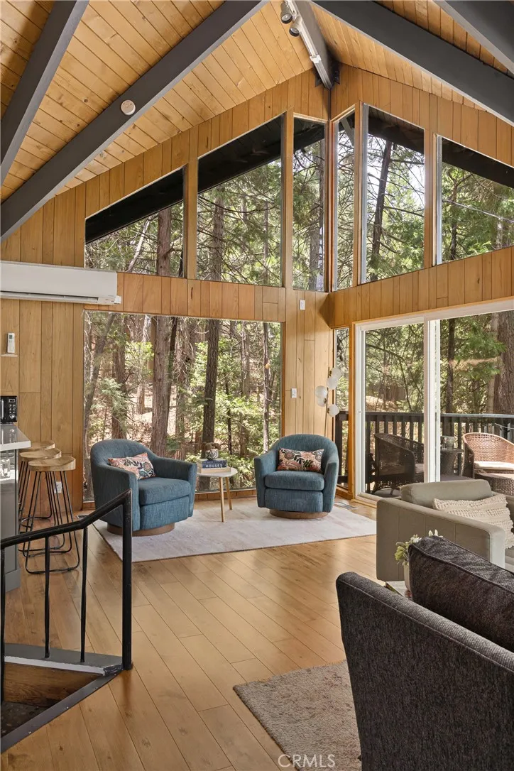 476 Annandale Lake Arrowhead, CA 92352