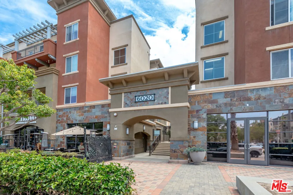 6020 Seabluff Drive #411 Playa Vista, CA 90094