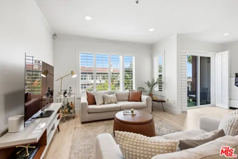 6020 Seabluff Drive #411