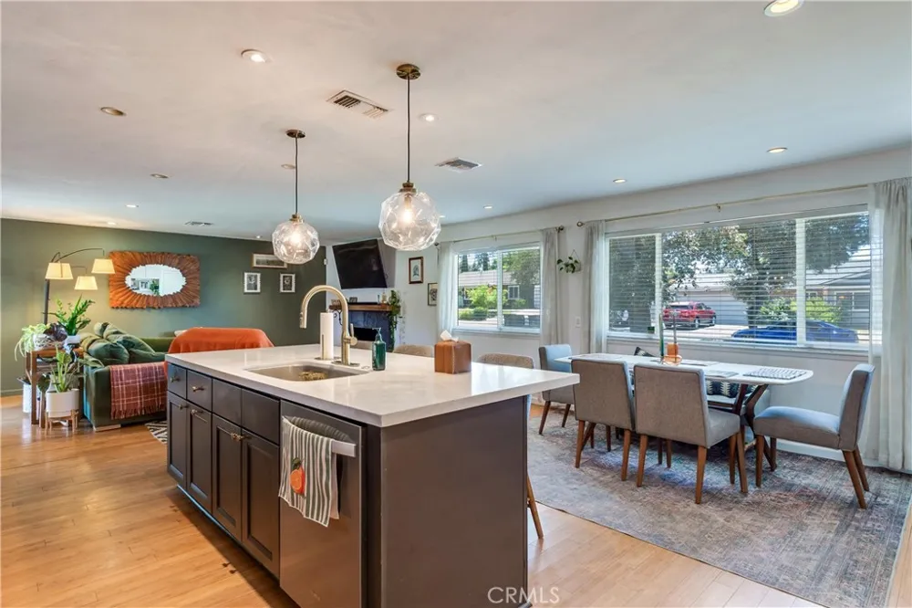 1501 Cambridge Avenue Redlands, CA 92374