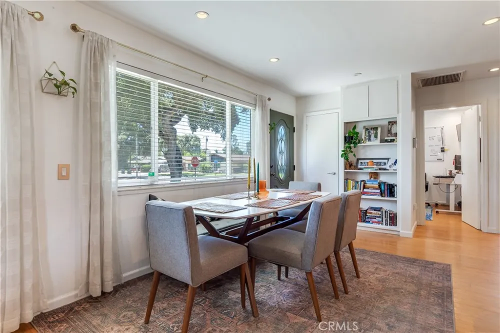 1501 Cambridge Avenue Redlands, CA 92374