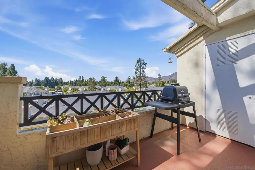 2055 Lakeridge #301 Chula Vista, CA 91913