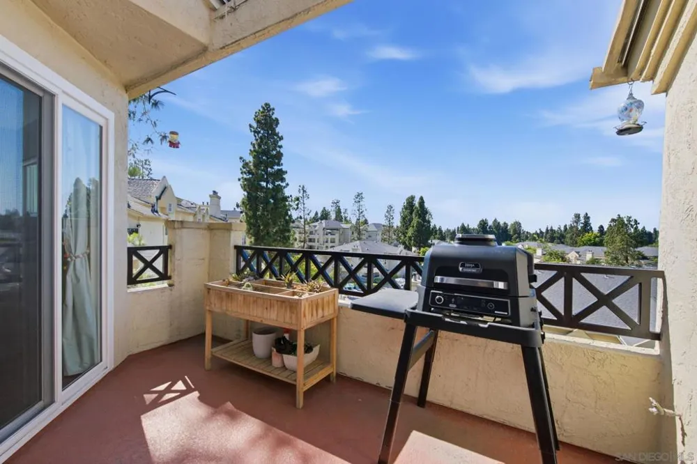 2055 Lakeridge #301 Chula Vista, CA 91913