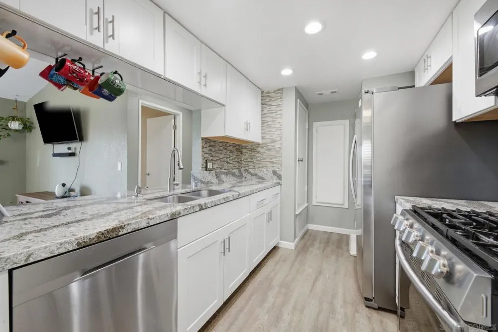 2055 Lakeridge #301 Chula Vista, CA 91913