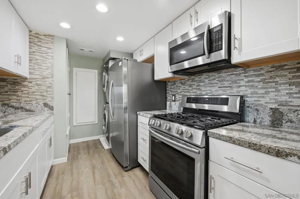 2055 Lakeridge #301 Chula Vista, CA 91913