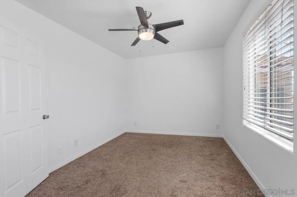 1229 La Mesa Spring Valley, CA 91977