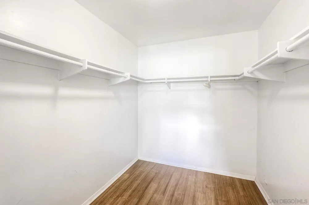 1906 Park Dale Ln Encinitas, CA 92024