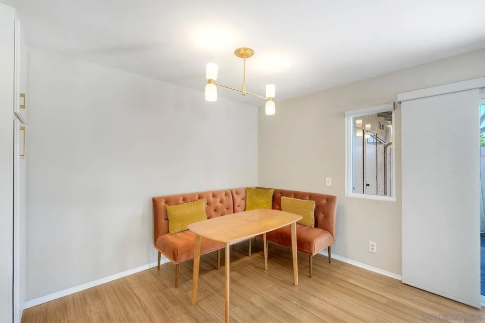 1906 Park Dale Ln Encinitas, CA 92024