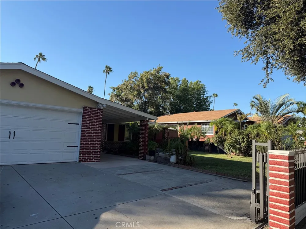 7235 Fiesta Avenue Riverside, CA 92504