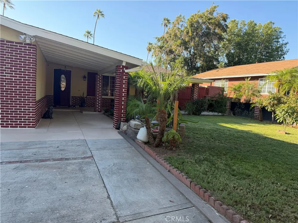 7235 Fiesta Avenue Riverside, CA 92504