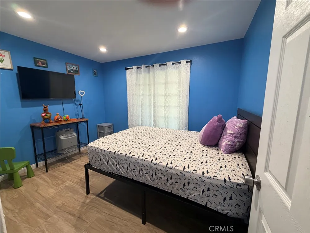 7235 Fiesta Avenue Riverside, CA 92504