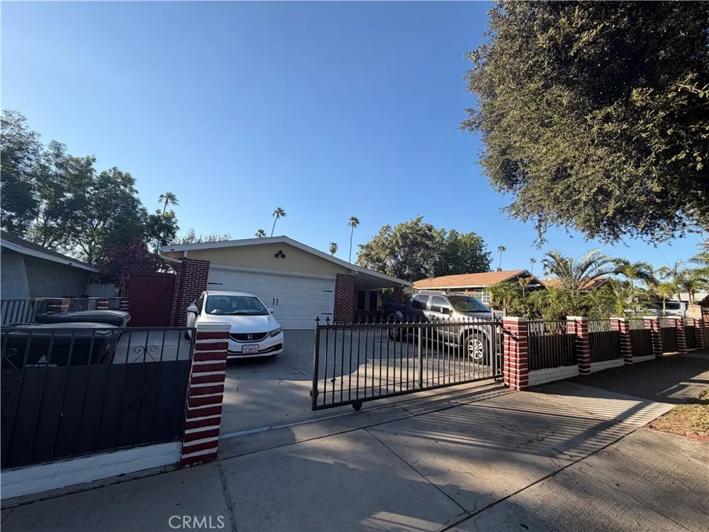 7235 Fiesta Avenue Riverside, CA 92504