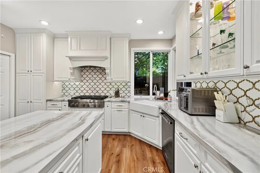 24611 Brittany Lane Newhall, CA 91321