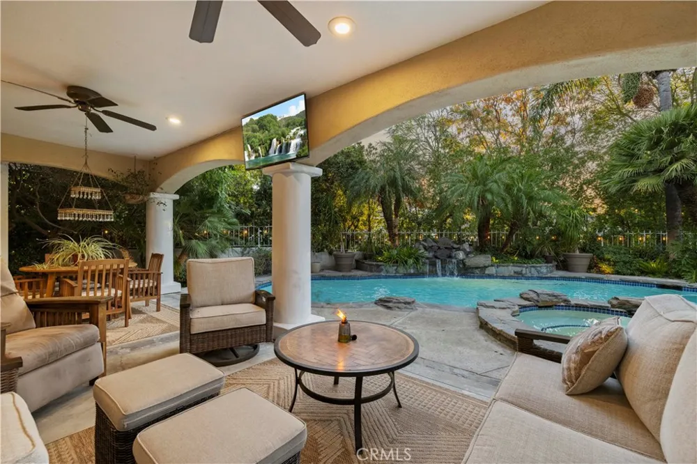 24611 Brittany Lane Newhall, CA 91321