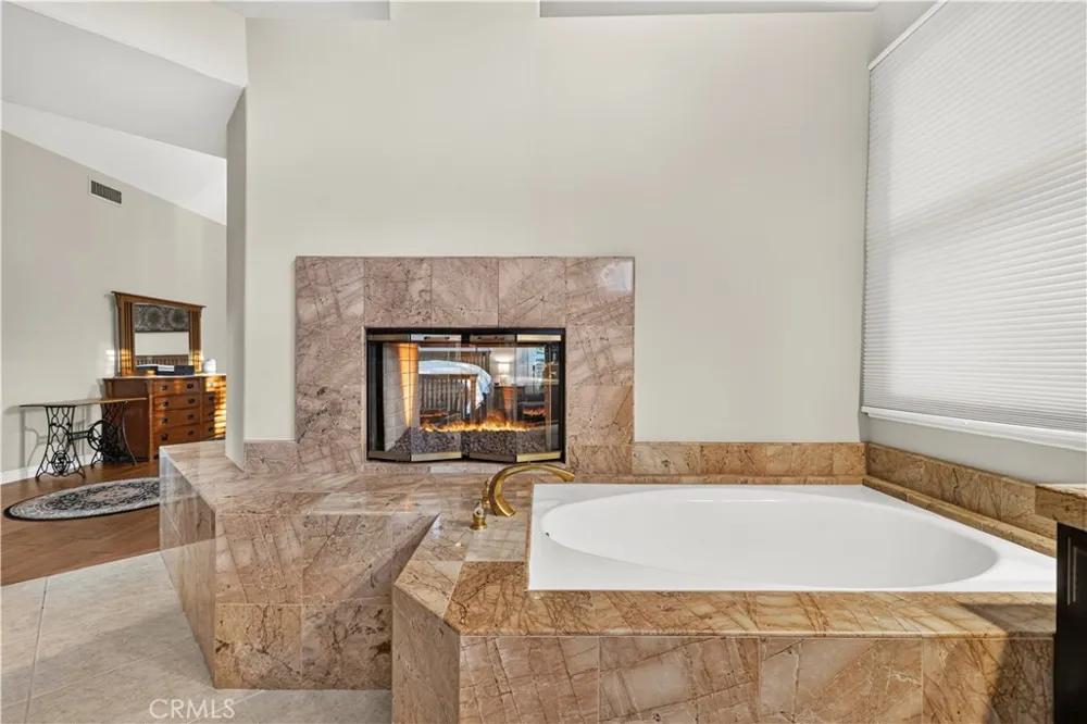 24611 Brittany Lane Newhall, CA 91321