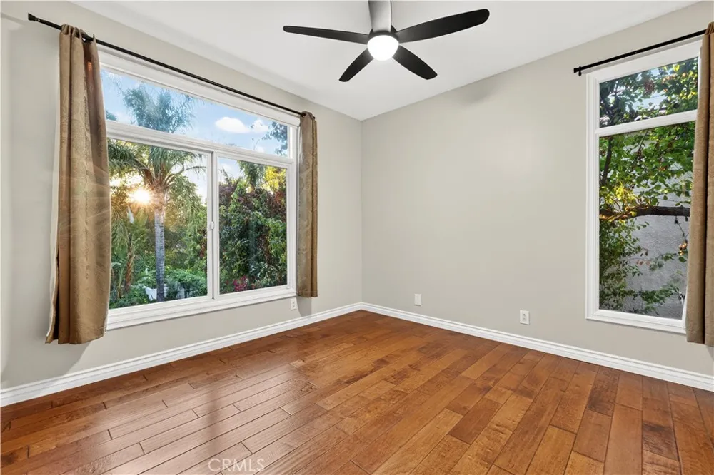24611 Brittany Lane Newhall, CA 91321