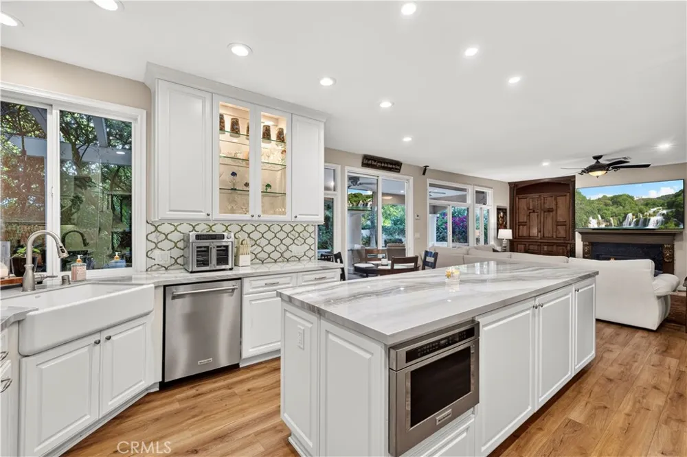 24611 Brittany Lane Newhall, CA 91321