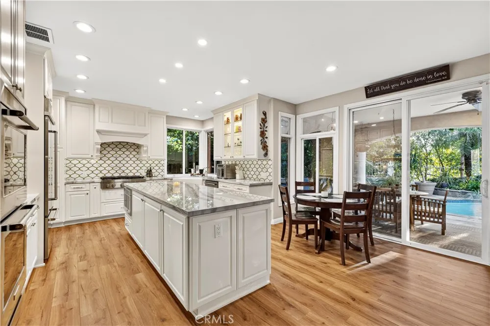 24611 Brittany Lane Newhall, CA 91321