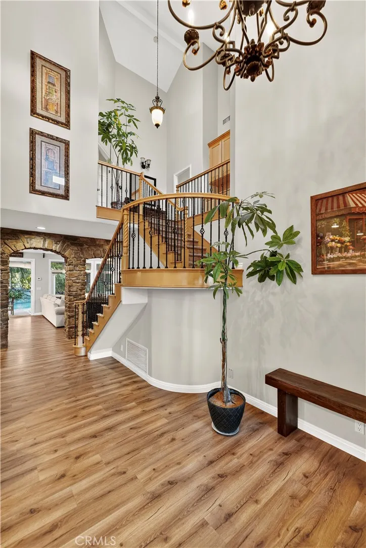 24611 Brittany Lane Newhall, CA 91321