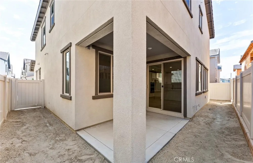 4246 East Flutter Privado Ontario, CA 91761