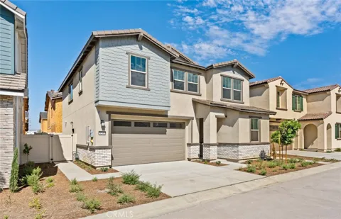 4246 East Flutter Privado