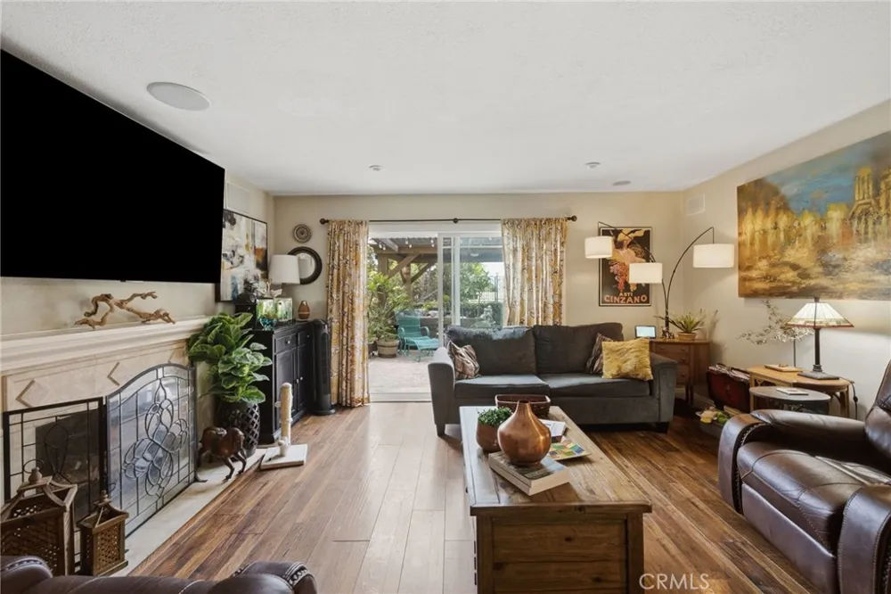 363 Grove Hill Court Brea, CA 92821