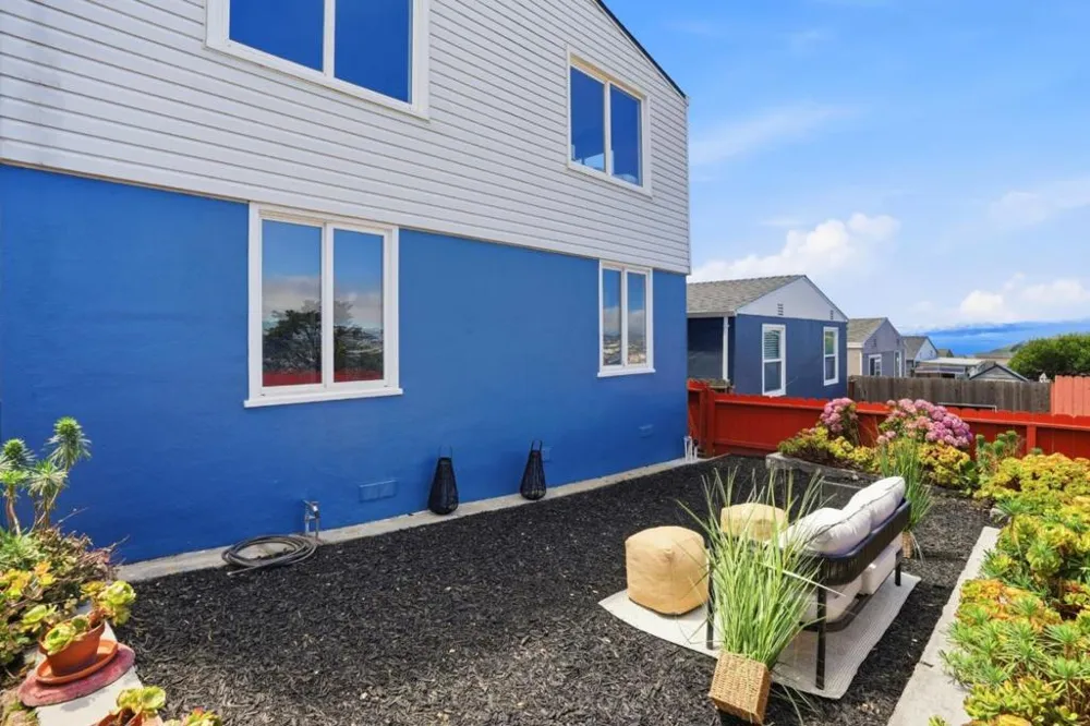 715 Skyline Drive Daly City, CA 94015