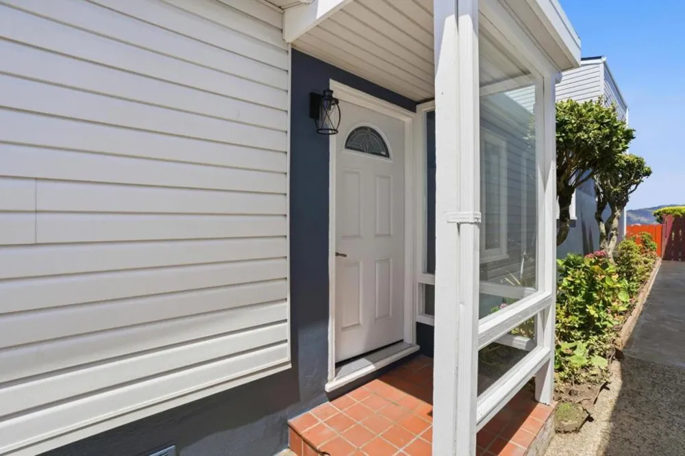 715 Skyline Drive Daly City, CA 94015