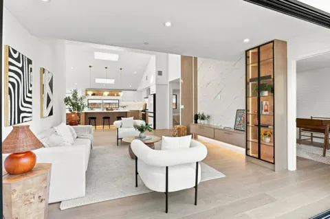 1292 Sunrise Way