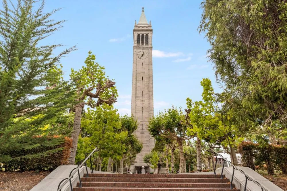 2226 Blake Street Berkeley, CA 94704