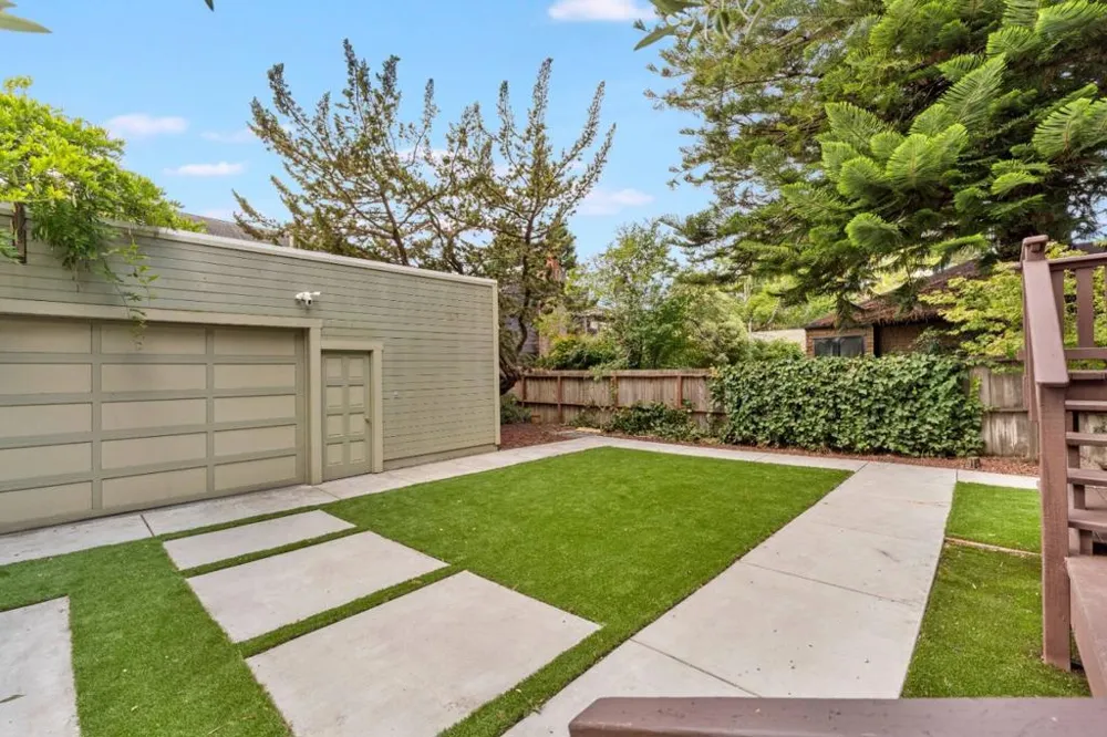 2226 Blake Street Berkeley, CA 94704