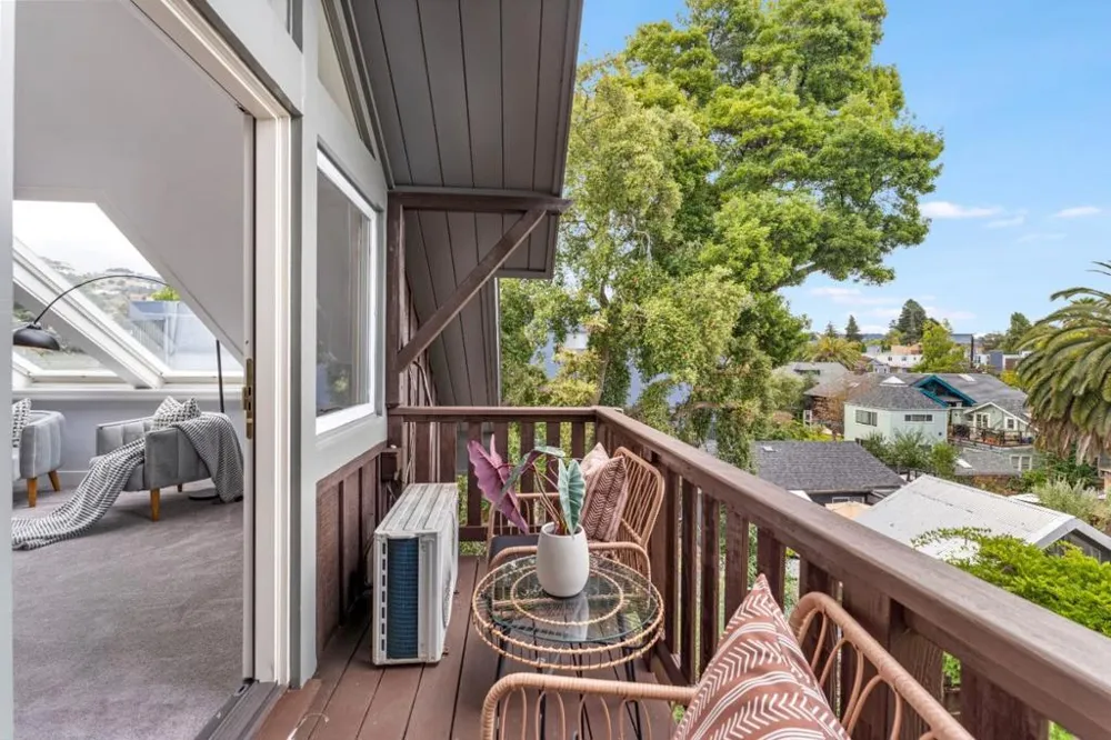 2226 Blake Street Berkeley, CA 94704