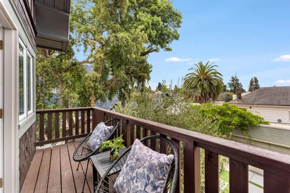 2226 Blake Street Berkeley, CA 94704