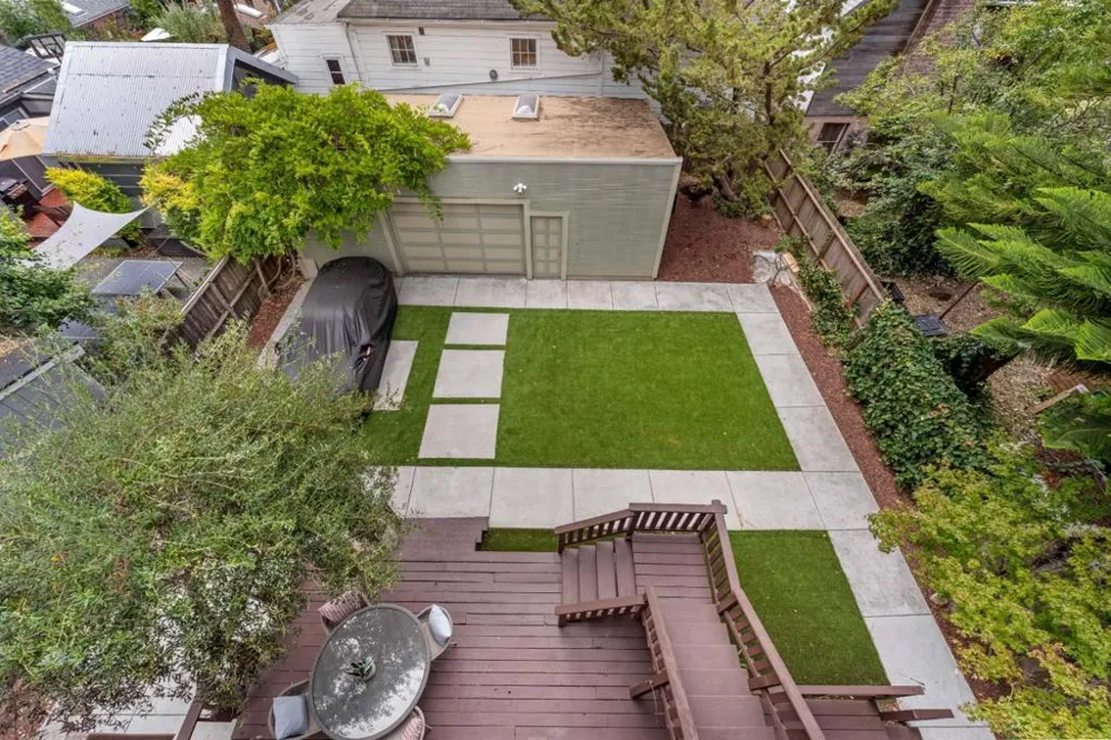 2226 Blake Street Berkeley, CA 94704