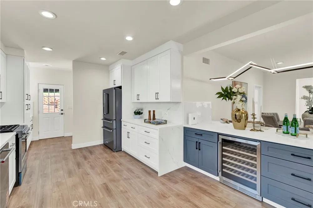 13429 Bailey Whittier, CA 90601
