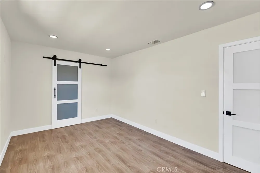 13429 Bailey Whittier, CA 90601