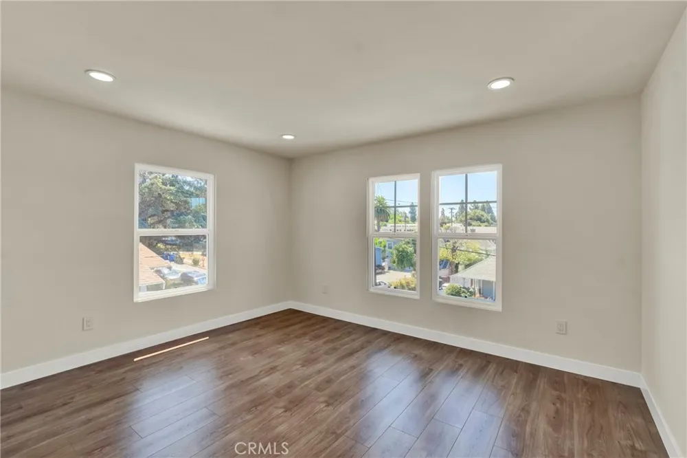 13429 Bailey Whittier, CA 90601