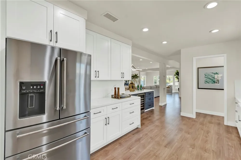 13429 Bailey Whittier, CA 90601