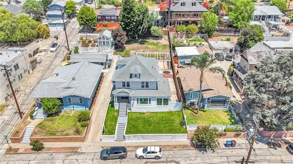 13429 Bailey Whittier, CA 90601