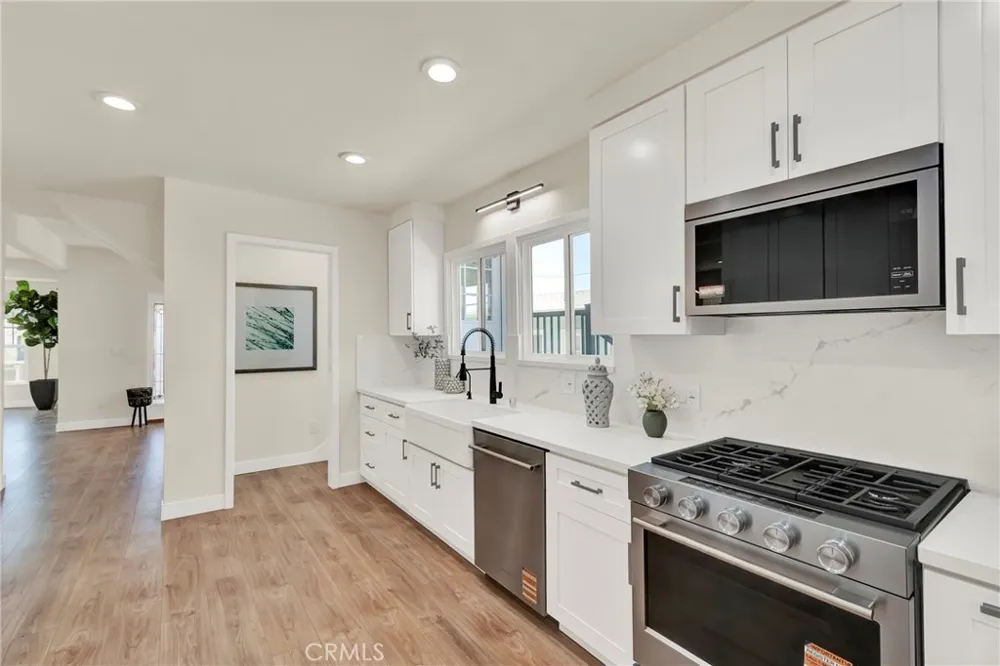 13429 Bailey Whittier, CA 90601