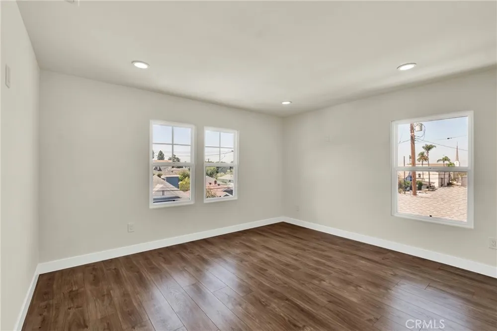 13429 Bailey Whittier, CA 90601